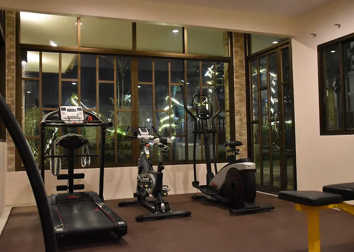 Hotel Golden Foyer Suvarnabhumi Airport 4*